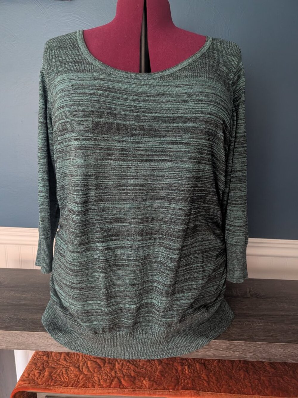 Maurices Size 3 Green marbled sweater